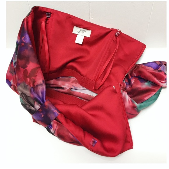 Ann Taylor Loft | Silk Strapless Satin Floral Top - Picture 5 of 7